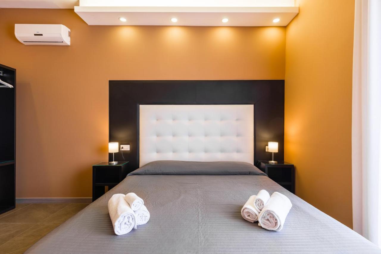 Bh Napoli Railway Hotel Luaran gambar